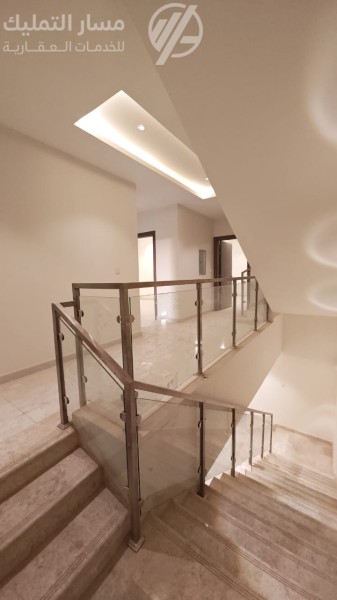 Photo by Daniel J. Schwarz